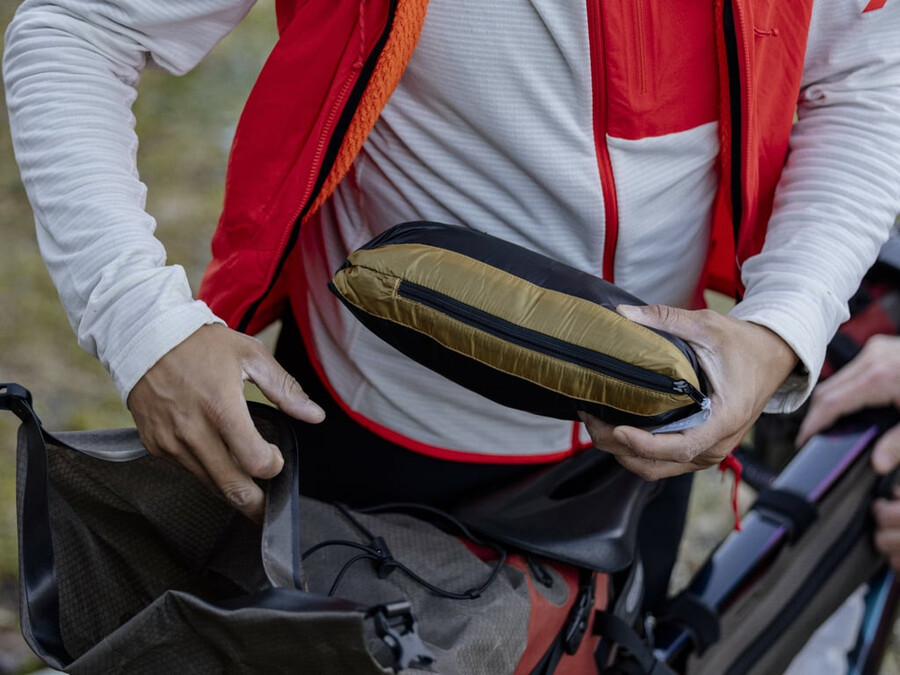 assos x mammut aenergy in hettejakke herre naturbrun-beige