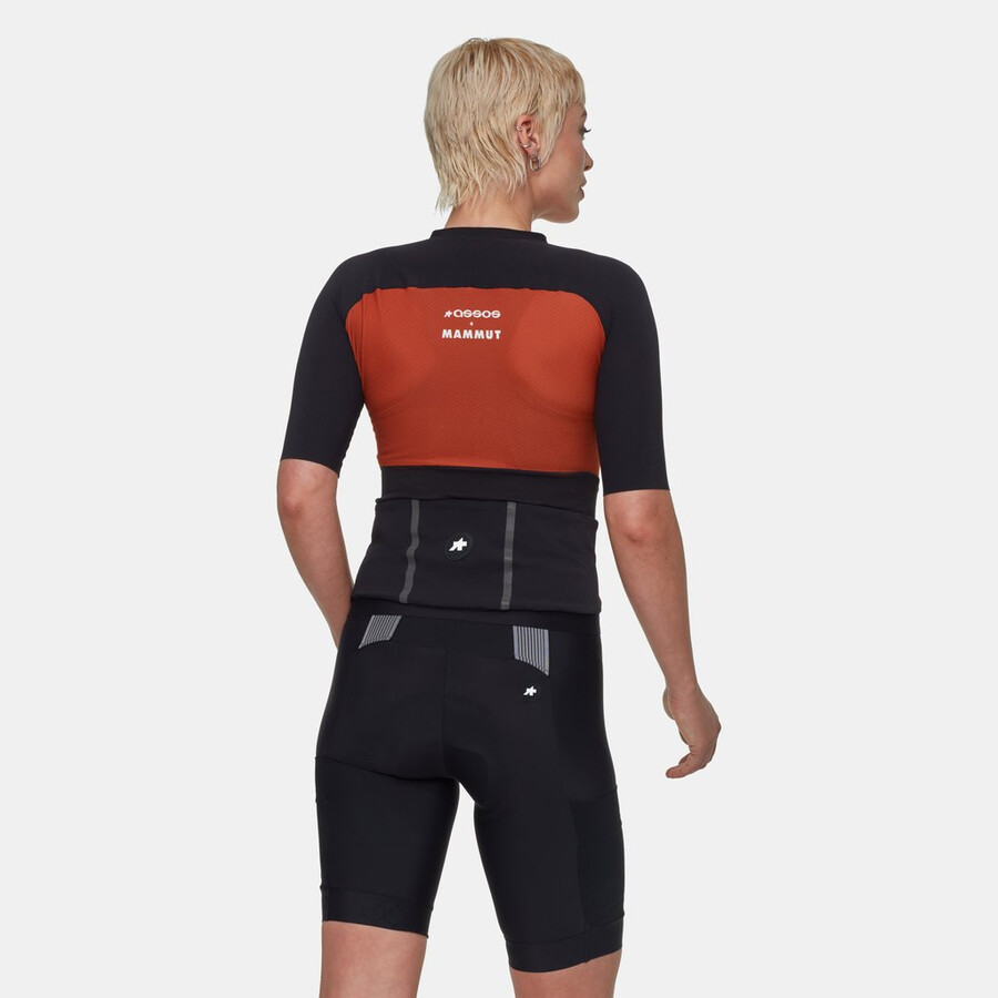 assos x mammut tactica dametrøye t5 rød